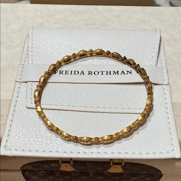 Freida Rothman Gold Bangle Bracelet - Picture 3 of 4